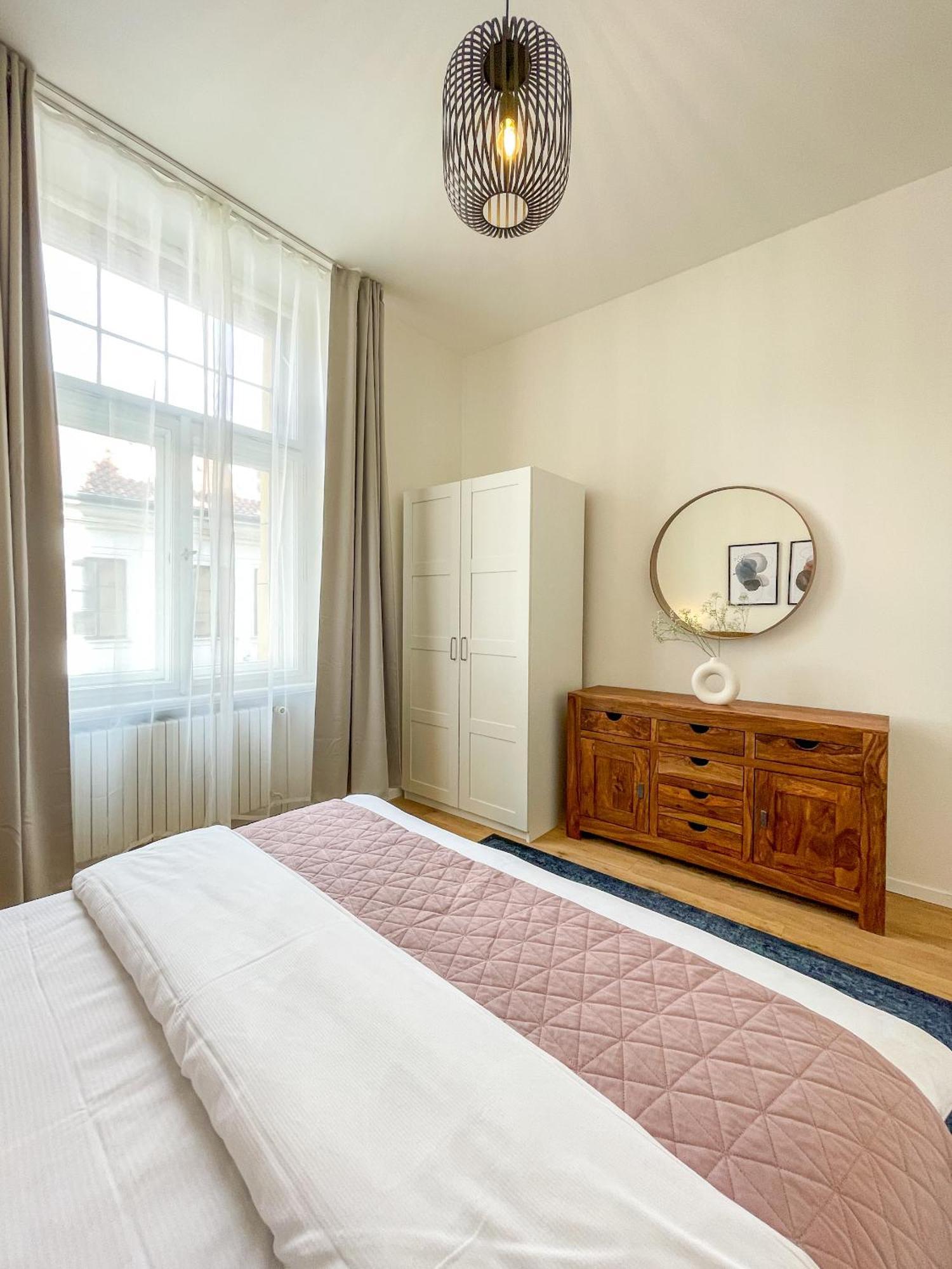 Powder Tower Residence Прага Экстерьер фото